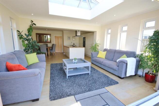Sitting/Sun Room