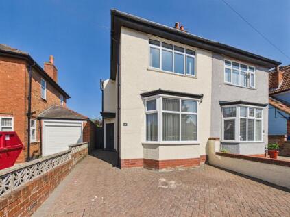 Trafalgar Crescent, Bridlington