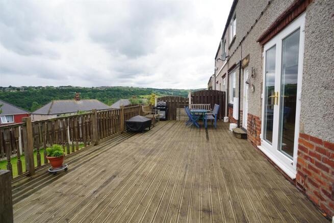 DECKING