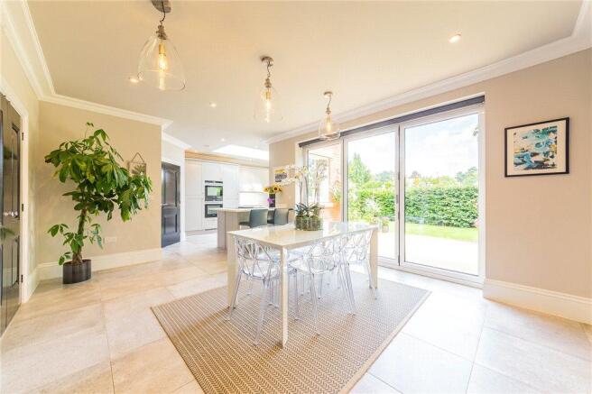 Dining Area 2