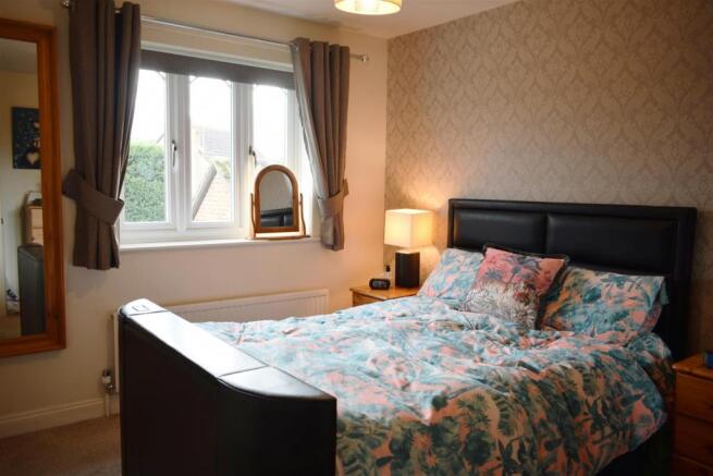Bedroom 1.JPG