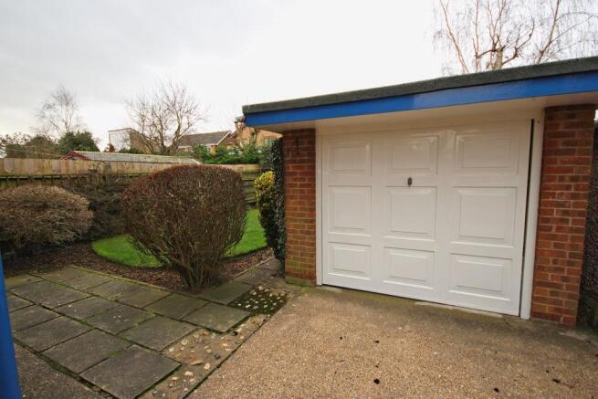 14 STEWART GARTH, COTTINGHAM (4)_lzn.jpg