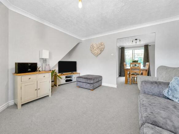 Lounge / Dining Room