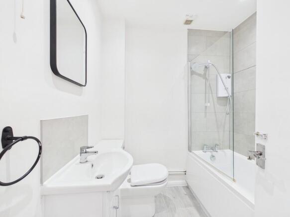 CAM04018G0-PR0494...