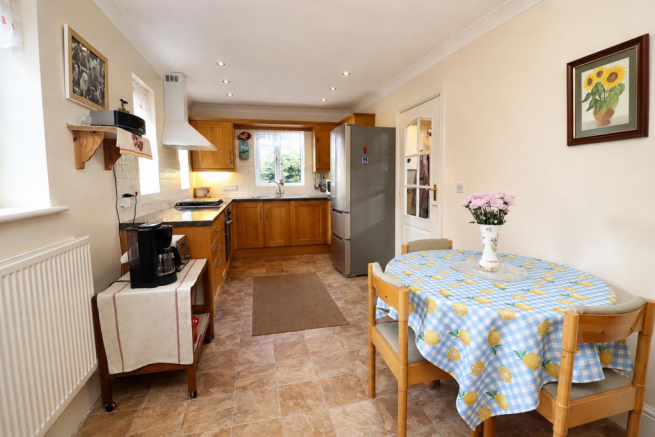 3 bed Detached for sale Image 5