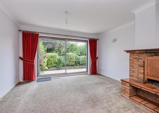 40 Woodcote Road, Tettenhall, Wolverhampton, WV6 8LP photo 4