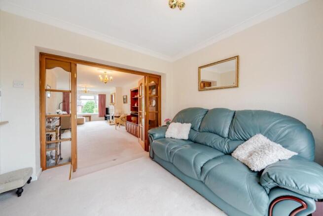 3 bed Detached for sale Image 8