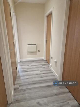 2 bed Flat to rent Image 6