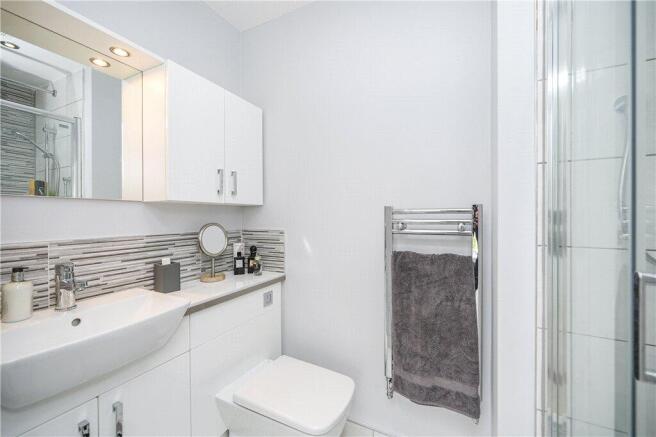 3 bed Terraced for sale Image 11