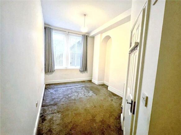 2 bed Apartment for sale Image 6