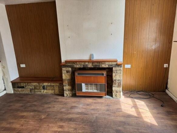 lounge 1.jpg
