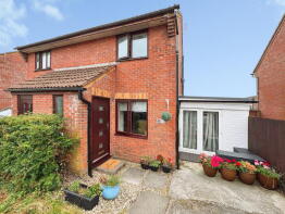 8, Laburnum Drive, Newton, Porthcawl CF36 5UA