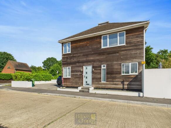 CAM02786G0-PR0165-STILL051