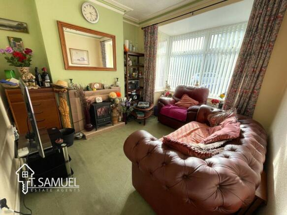 Living room A.JPG