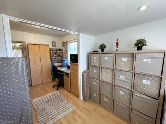 4 bed Detached for sale Image 10