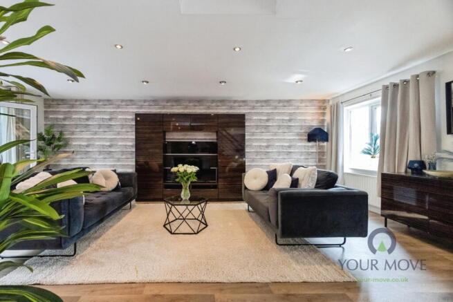 4 bed Detached for sale Image 8