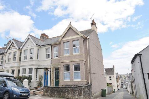 Pounds Park Road, Peverell,Plymouth. Beautiful 3-bedroom home over three floors, blending character & flexible living.