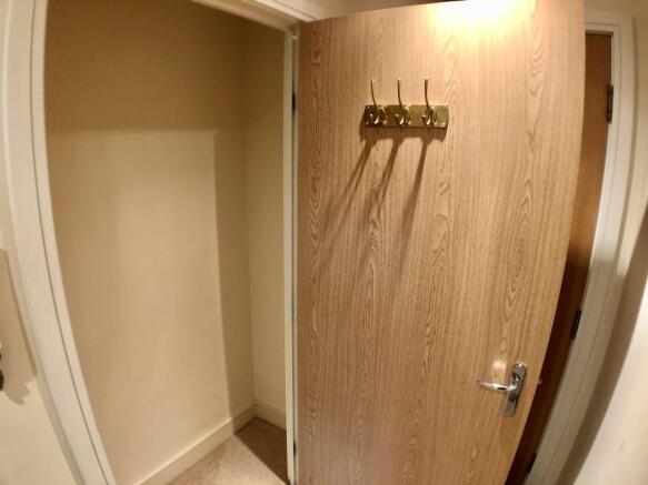 1 bed Apartment for sale Image 11