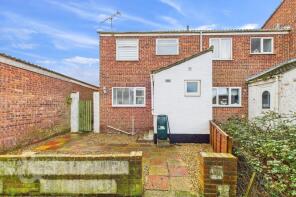 104, Lovell Gardens, Thetford IP25 6TZ