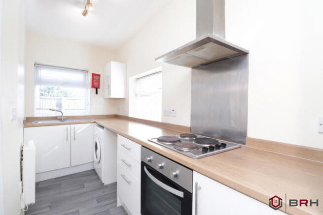 4 bed Block of Apartments for sale Image 11