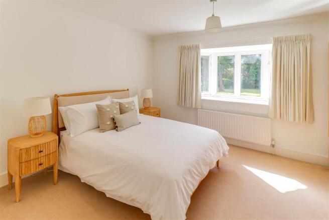 Bedroom 3.5.jpg