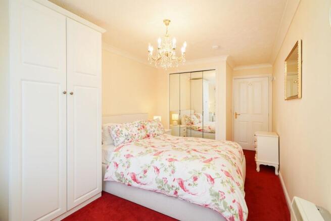 1 bed Apartment for sale Image 8