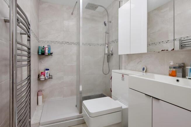 ENSUITE SHOWER ROOM