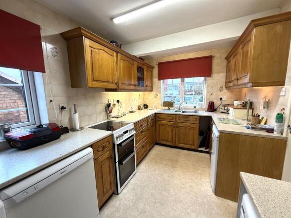 27 somerset kit 4.jpeg