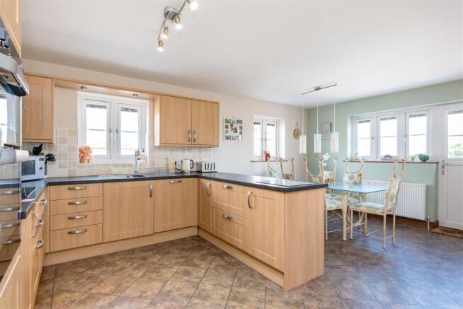 Dining Kitchen