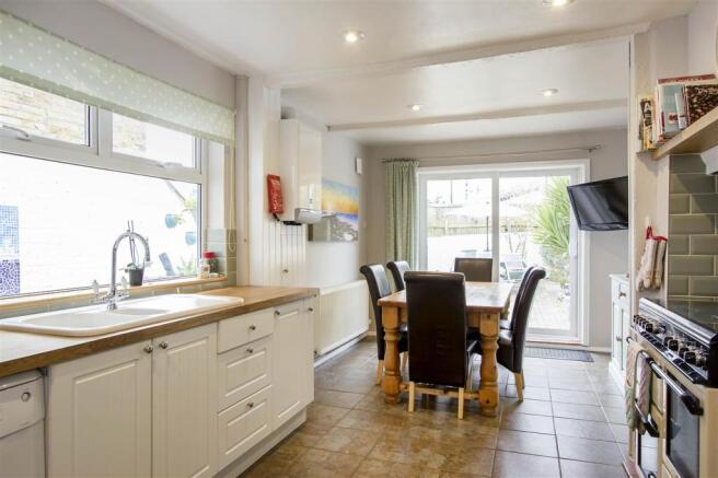 Kitchen/Breakfast