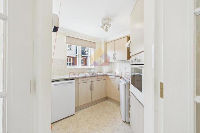 Salters Court photo 4