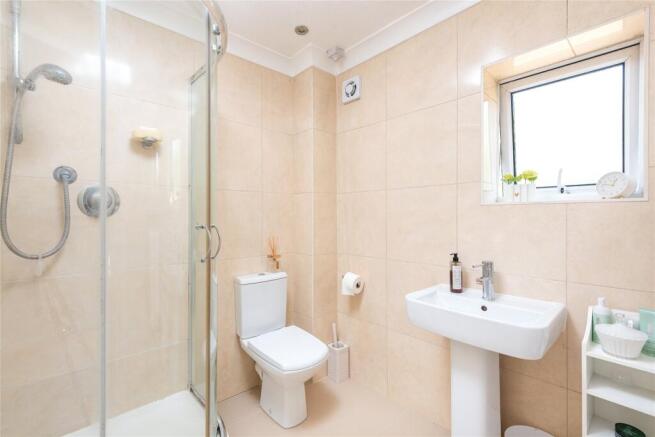 Bed 2 En Suite