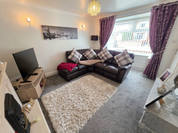 2 bed Terraced for sale Image 6