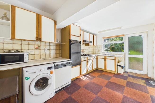 3 bed Semi-Detached for sale Image 8