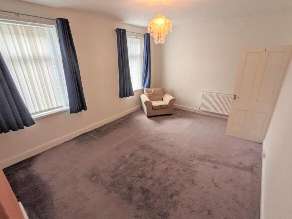 Bedroom One (4)