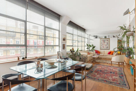 52, Canal Bldg, 135 Shepherdess Walk, London N1 7RR, UK