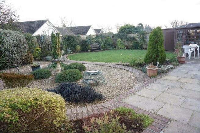 6 Highfield - Garden