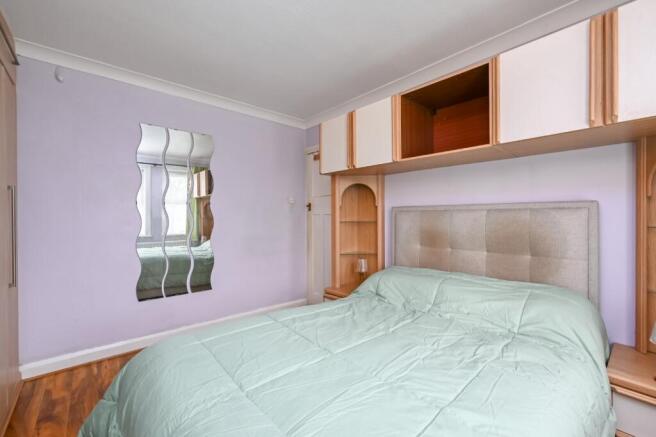 3 bed Terraced for sale Image 8