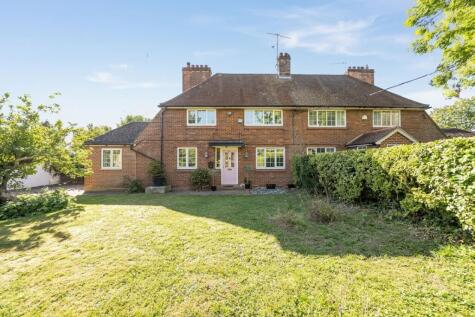 Holders Road, Amesbury, SP4