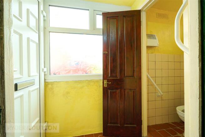 2 bed Semi-Detached for sale Image 9