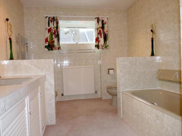En-suite Bathroom