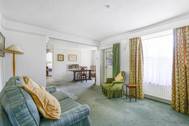 Sitting room.jpg