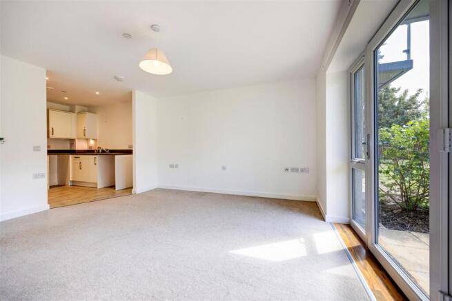 1 bed Apartment for sale Image 8