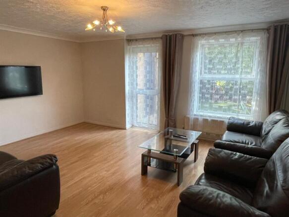 Living Room.jpg