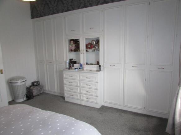 HobsonSt75bedd1.JPG
