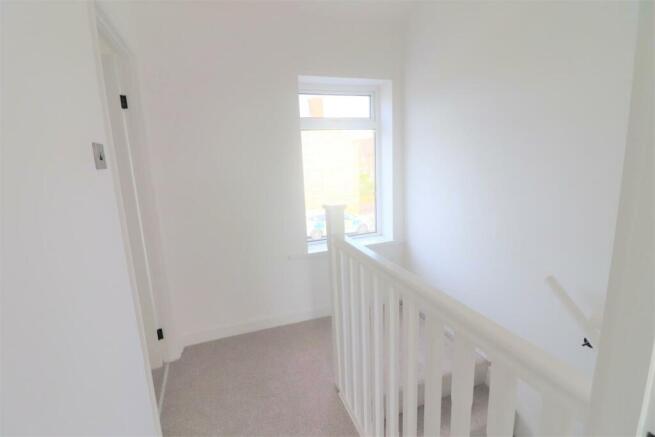 FIRST FLOOR LANDING