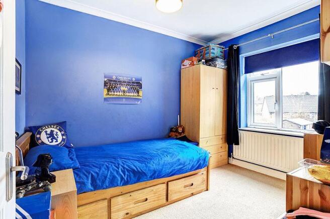 BEDROOM 2