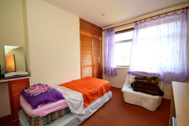 bed 2.JPG