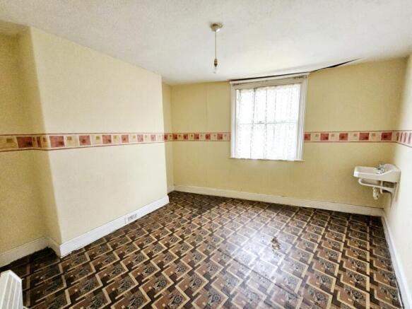 7 bed Terraced for sale Image 11