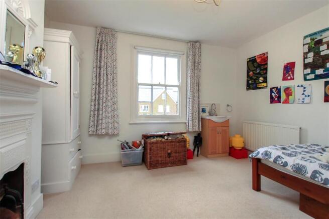 BEDROOM...jpg